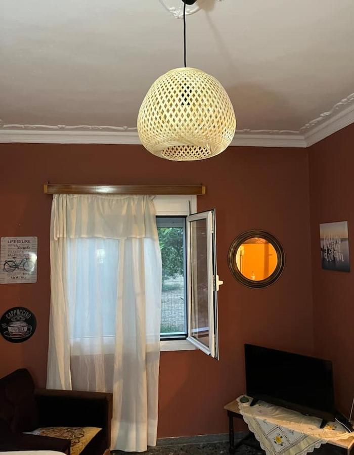 Villa T&T House à Lechaio Extérieur photo